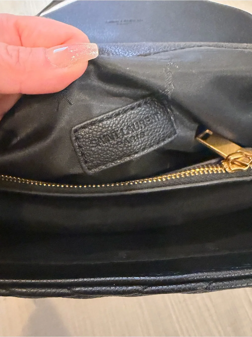 N/A satchel black